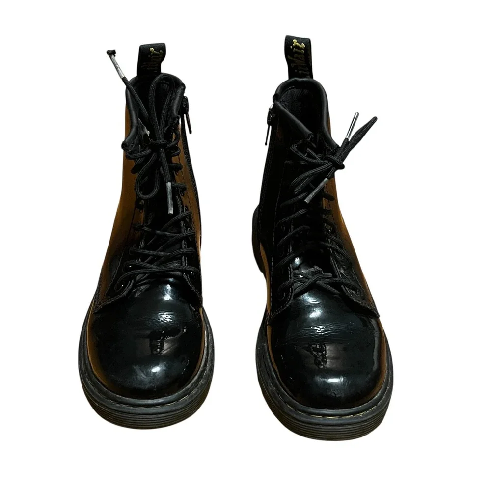 Dr. Martens Delaney Kids Black Patent Leather Lace Up Side Zip‎ Boots size 3